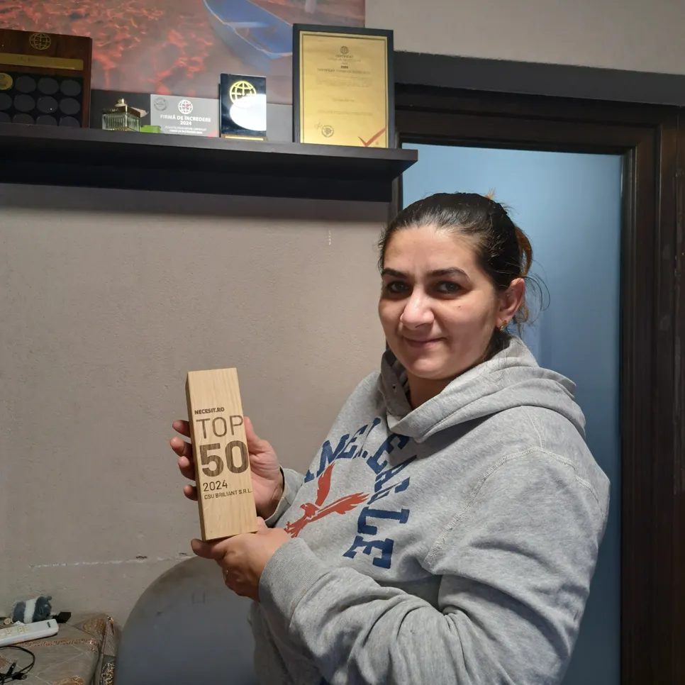 CSU Briliant S.R.L., companie specializată în servicii de curățenie, activă în județele Arad, Caraș-Severin, Timiș și în zonele Lugoj, Recaș și Sânnicolau Mare, a fost recunoscută pe platforma Necesit pentru profesionalismul său, având o evaluare de 4,8.